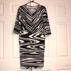NWT Women’s Cato Bodycon Patterned Dress